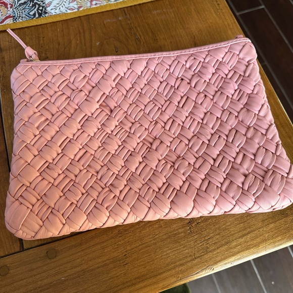 Clare V Flat Clutch with tabs - Picture 5 of 9